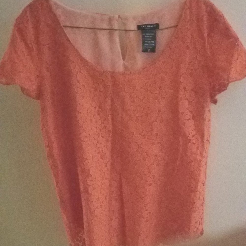 Aritzia TALULA TOP Medium size